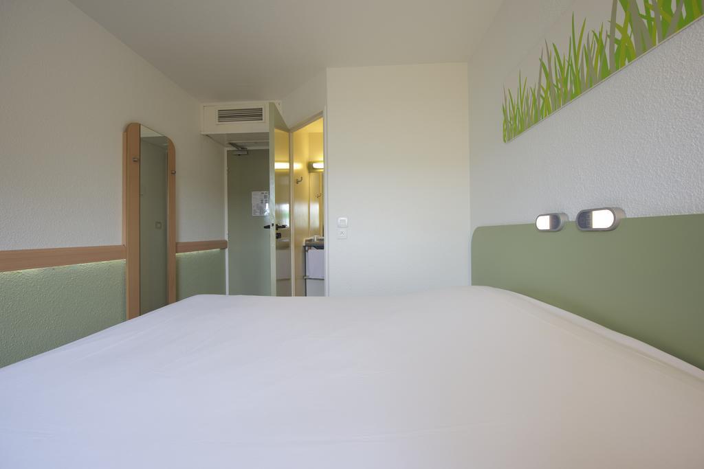 Ibis Budget Pau Lescar Quarto foto